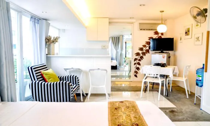 Stunning View One Bedroom Serviced Apartment For Rent in Saigon 40sqm 700 USD/month
