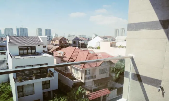 Stunning Balcony Serviced Apartment For Lease in Thao Dien HCMC 60sqm 600 USD/month