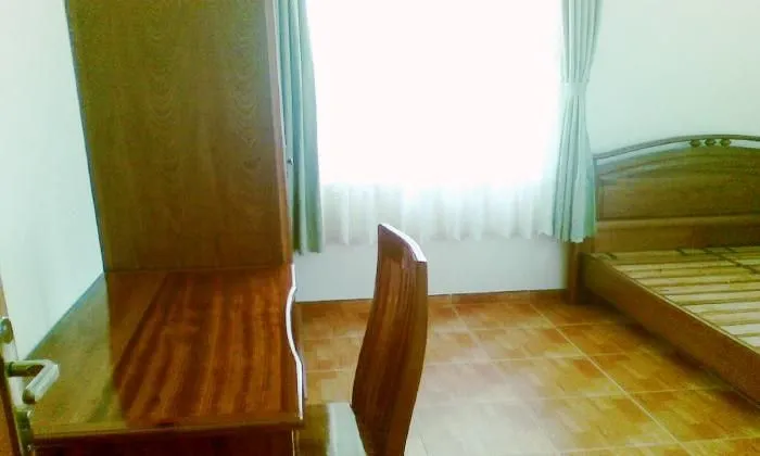 Apartment on Nguyen Van Huong Street, District 2, HCM City 100sqm 800 USD/month