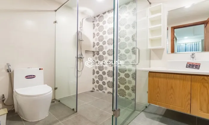 Good Size Three Bedroom Apartment For Rent in Road 66 Thao Dien District 2 HCMC 115sqm 1,000 USD/month
