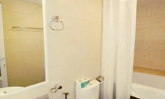 Luxurious Two Bedrooms Glendwood Apartment in Thao Dien, HCM City 70sqm 800 USD/month