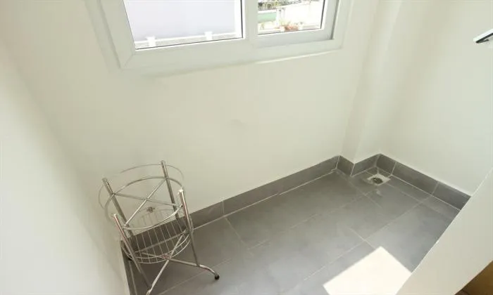 Hoa Dung Studio Serviced Apartment For Rent in Thao Dien HCM City 40sqm 550 USD/month