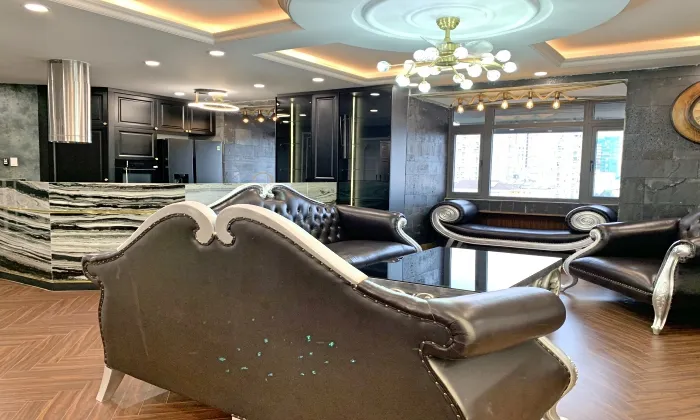 Penthouse Larose Sa Serviced Apartment Thao Dien HCMC 170sqm 2,200 USD/month