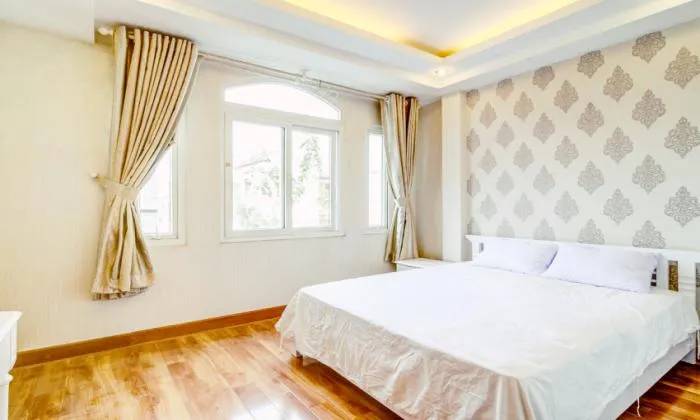 Stunning Balcony Two Bedrooms Apartment in Thao Dien HCM City 90sqm 900 USD/month