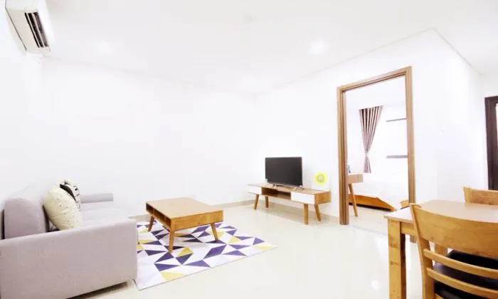 Natural Light Two Bedroom Apartment For Rent in Thao Dien District HCMC 70sqm 600 USD/month