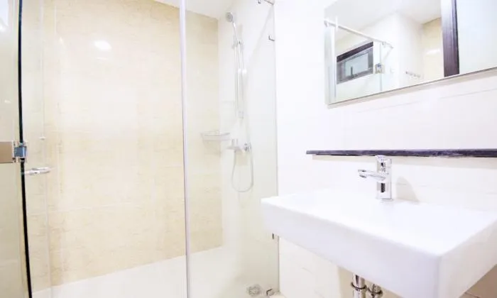 Natural Light Two Bedroom Apartment For Rent in Thao Dien District HCMC 70sqm 600 USD/month