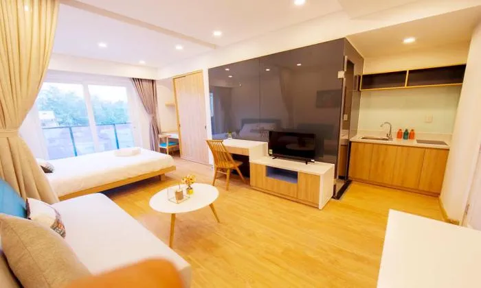 Stunning Balcony Studio Apartment For Rent in Thao Dien Ho Chi Minh City 30sqm 500 USD/month