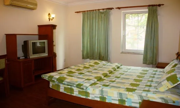 Cozy Serviced Apartment For Rent in District 2, Ho Chi Minh City 75sqm 650 USD/month