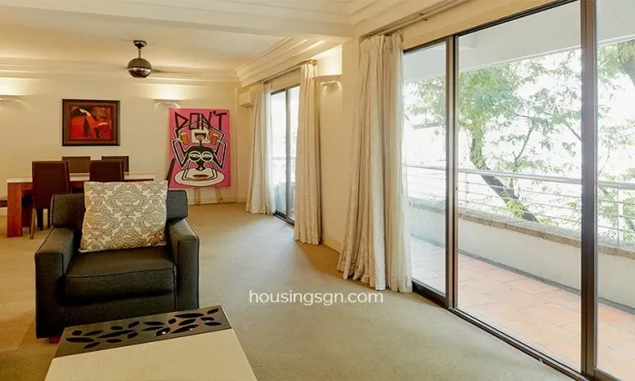 Nice Duplex Balconies Three Bedroom Serviced Apartment in District 3 HCMC 145sqm 1,500 USD/month