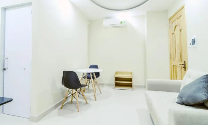 Good Rental For Private One Bedroom Serviced Apartment in District 3 HCM City 40sqm 650 USD/month
