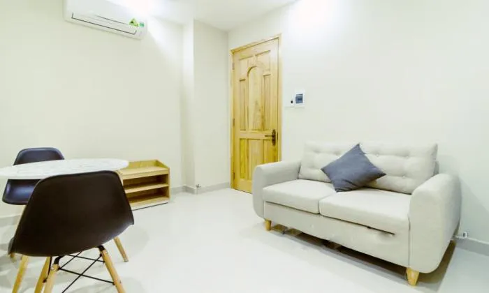 Good Rental For Private One Bedroom Serviced Apartment in District 3 HCM City 40sqm 650 USD/month