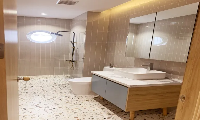 Color Full One Bedroom Serviced Apartment For Rent in Le Van Sy District 3 HCMC 45sqm 600 USD/month