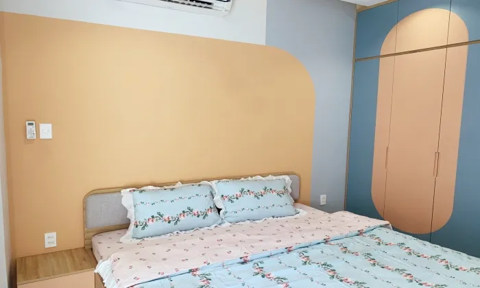 Color Full One Bedroom Serviced Apartment For Rent in Le Van Sy District 3 HCMC 45sqm 600 USD/month