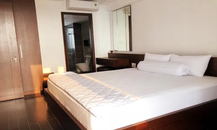 Wooden Style Two Bedroom Apartment For Rent in  District 3 Ho Chi Minh City 90sqm 1,000 USD/month
