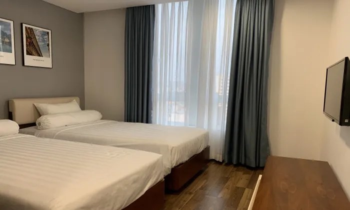 Spacious Clean and Modern Three Bedroom An Phu Plaza Serviced Apartment in District 3 HCMC 154sqm 2,200 USD/month