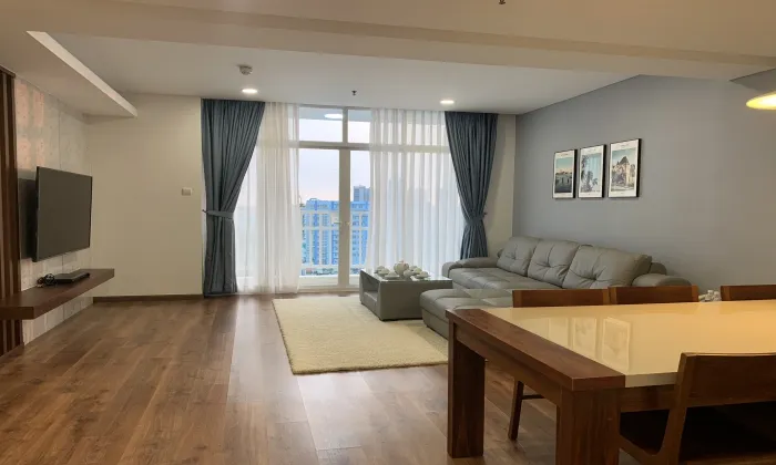 Spacious Clean and Modern Three Bedroom An Phu Plaza Serviced Apartment in District 3 HCMC 154sqm 2,200 USD/month