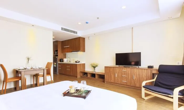 Aurora Studio Serviced Apartment in Vo Van Tan D3 HCMC 33sqm 900 USD/month