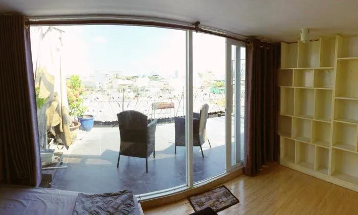 Stunning Studio Apartment On Top Floor For Lease in District 3 HCM City 60sqm 750 USD/month