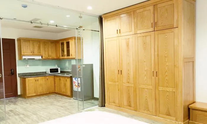 Natural Light One Bedroom Serviced Apartment in District 3 HCM City 40sqm 750 USD/month