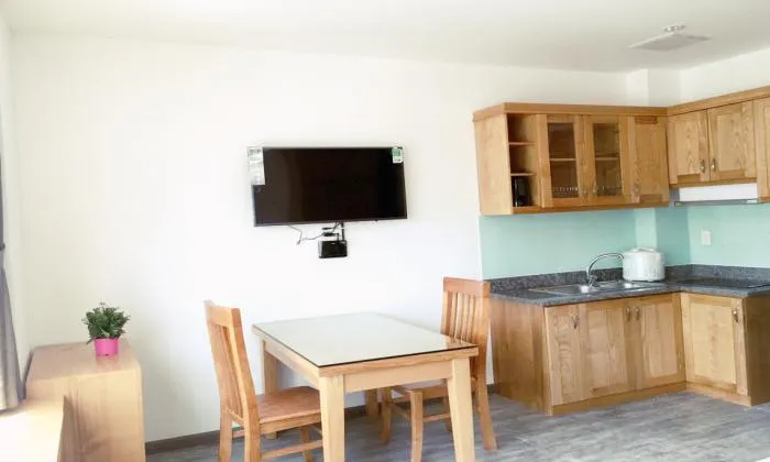 Newly Interior One Bedroom Apartment in Vo Van Tan Street, District 3 HCMC 30sqm 550 USD/month