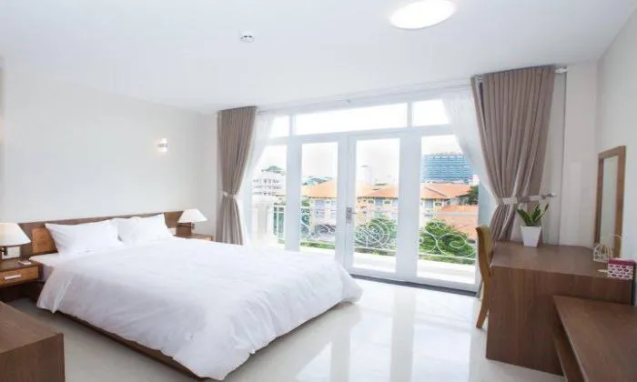 Fresh Air Two Bedroom Serviced Apartment in District 3 Ho Chi Minh City 110sqm 1,500 USD/month