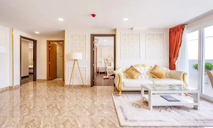 Excellent Penthouse Emerald Seviced Apartment For Rent in District 3 Ho Chi Minh city 105sqm 1,000 USD/month