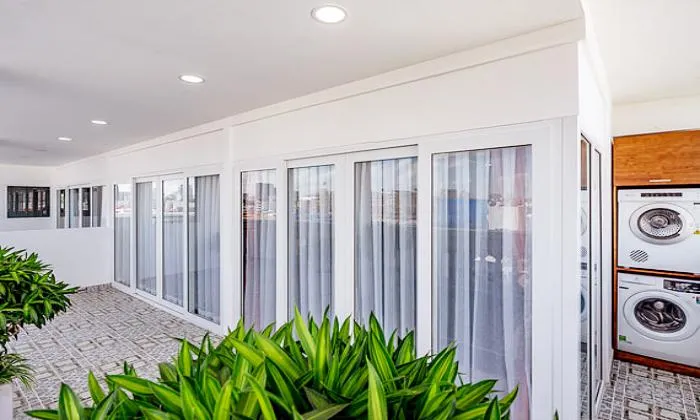 Fresh Light One Bedroom Emerald Serviced Apartment in District 3 Saigon 47sqm 800 USD/month