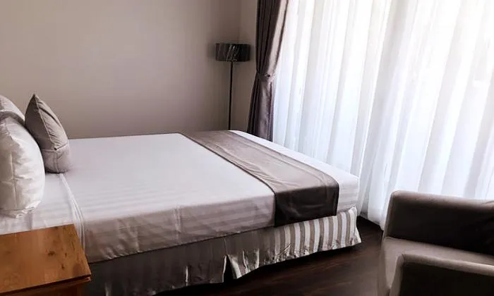 Two Bedroom Emerald Serviced Apartment  in Huynh Tinh Cua District 3 HCMC 63sqm 1,300 USD/month