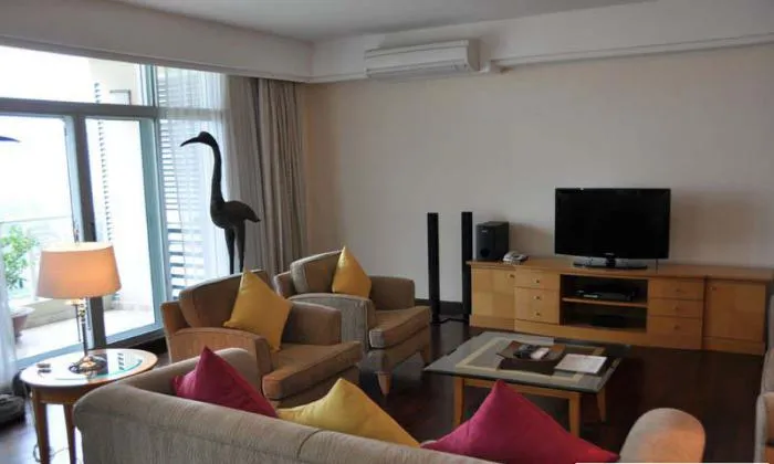 Dazzling Penthouse Indochine Park Tower Serviced Apartment For Lease 215sqm 4,600 USD/month