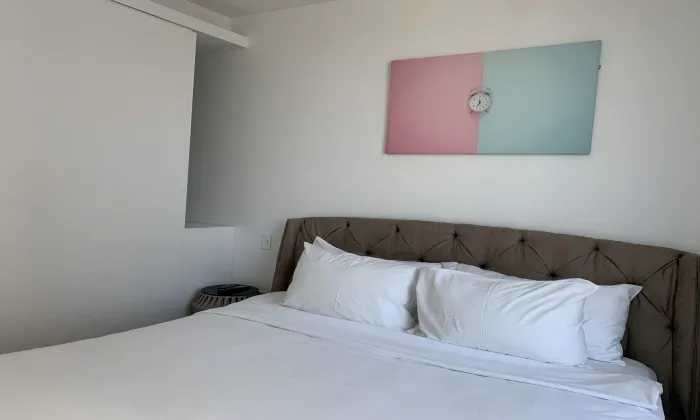 Modern Single Bedroom and Study Room Leman Apartment For Rent in District 3 HCMC 75sqm 1,350 USD/month