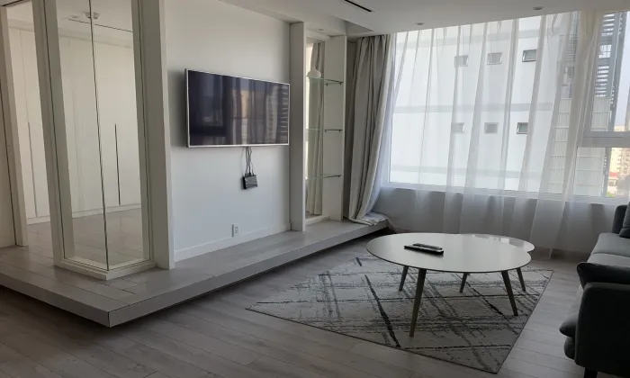 Modern Single Bedroom and Study Room Leman Apartment For Rent in District 3 HCMC 75sqm 1,350 USD/month