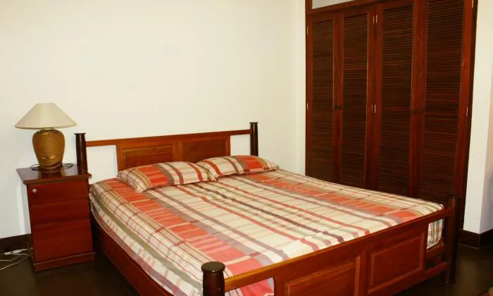 Spacious Two Bedrooms Serviced Apartment For Rent in District 3 HCMC 160sqm 1,000 USD/month