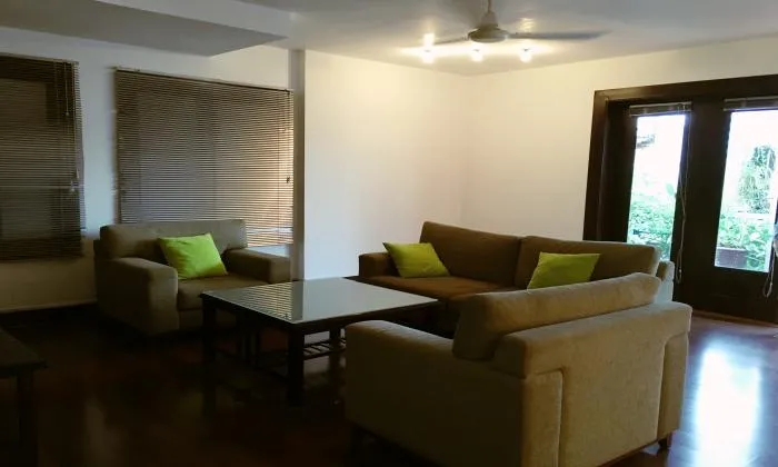 Homy Penthouse Serviced Apartment For Rent  in District 3 HCMC 250sqm 1,500 USD/month