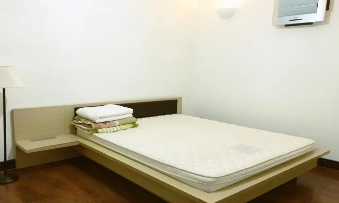 Homy Penthouse Serviced Apartment For Rent  in District 3 HCMC 250sqm 1,500 USD/month