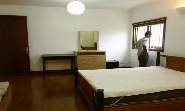 Homy Penthouse Serviced Apartment For Rent  in District 3 HCMC 250sqm 1,500 USD/month