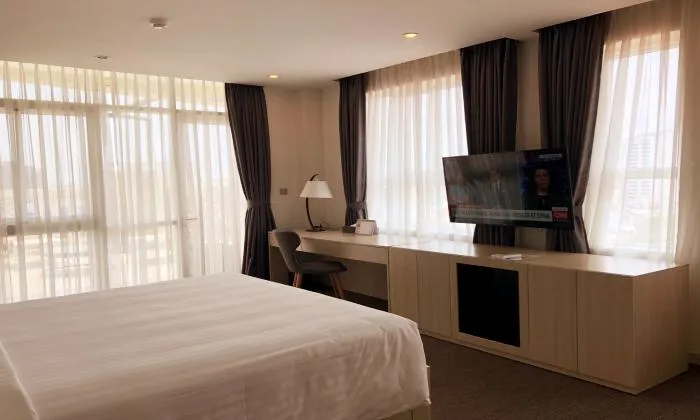 One Bedroom Lavish 18 Apartment For Rent in District 3 HCMC 67sqm 1,900 USD/month