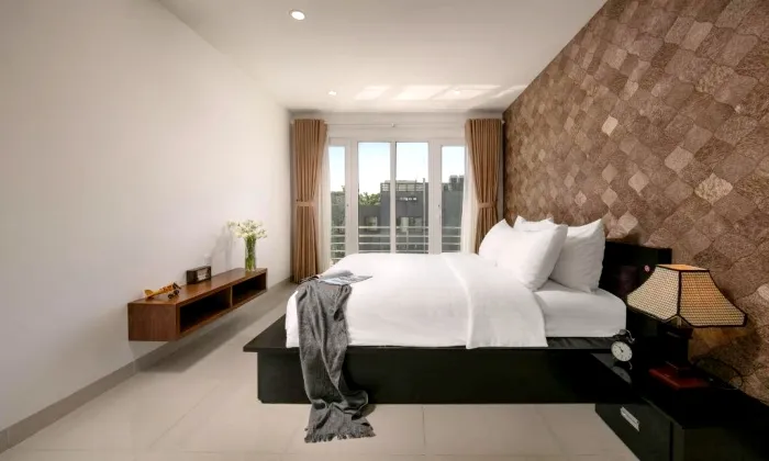 Three Bedroom AVO Serviced Apartment For Rent in Central Ho Chi Minh City 124sqm 1,600 USD/month