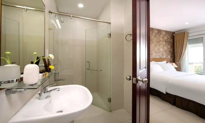 Three Bedroom AVO Serviced Apartment For Rent in Central Ho Chi Minh City 124sqm 1,600 USD/month