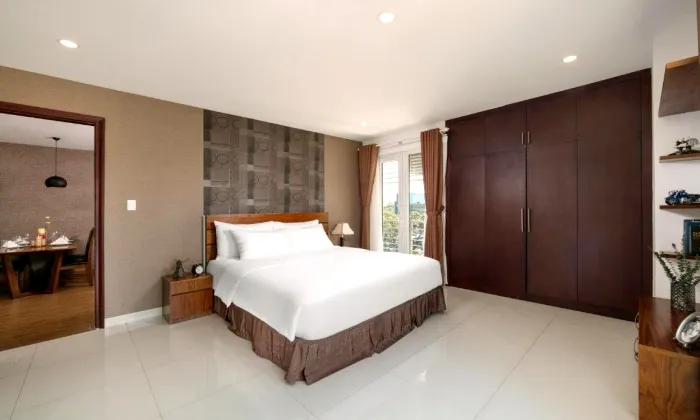 Three Bedroom AVO Serviced Apartment For Rent in Central Ho Chi Minh City 124sqm 1,600 USD/month