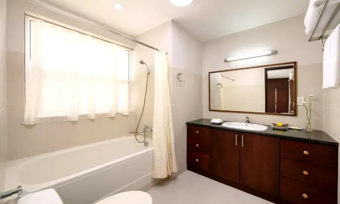 Three Bedroom AVO Serviced Apartment For Rent in Central Ho Chi Minh City 124sqm 1,600 USD/month