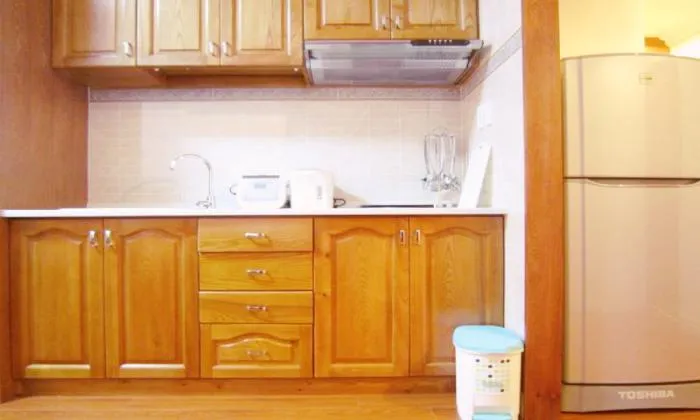 1 Bedroom Saigon Court Serviced Apartment For Rent, Dist 3, HCM City 66sqm 1,770 USD/month