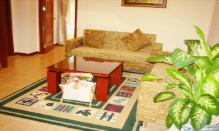 Nice Serviced Apartment in Nguyen Gia Thieu St, District 3, HCM City 90sqm 900 USD/month