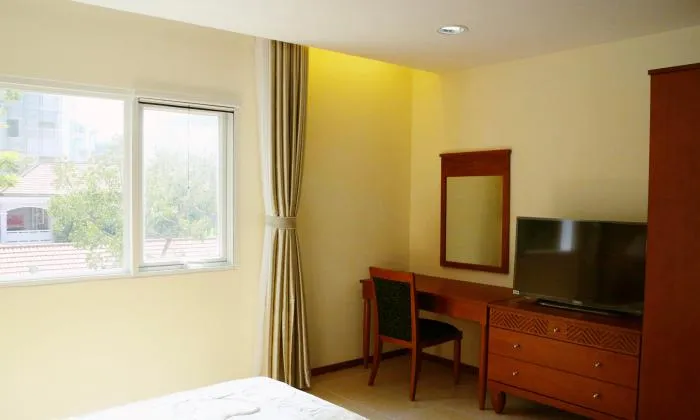 Charming 2 Bedrooms Serviced Apartment For Rent, District 3, HCM City 80sqm 1,200 USD/month