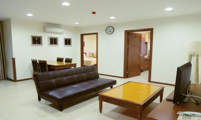 Spacious 2 Beds Serviced Apartment in District 3 HCM City 85sqm 1,200 USD/month