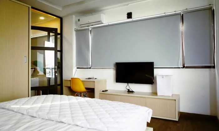 Top Floor One Bedroom Apartment River View District 3 Ho Chi Minh City 45sqm 1,000 USD/month