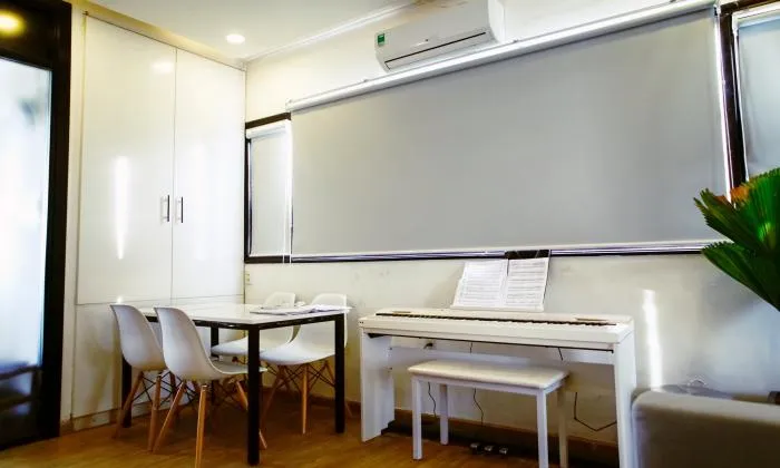 Top Floor One Bedroom Apartment River View District 3 Ho Chi Minh City 45sqm 1,000 USD/month