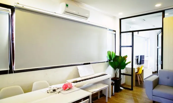 Top Floor One Bedroom Apartment River View District 3 Ho Chi Minh City 45sqm 1,000 USD/month