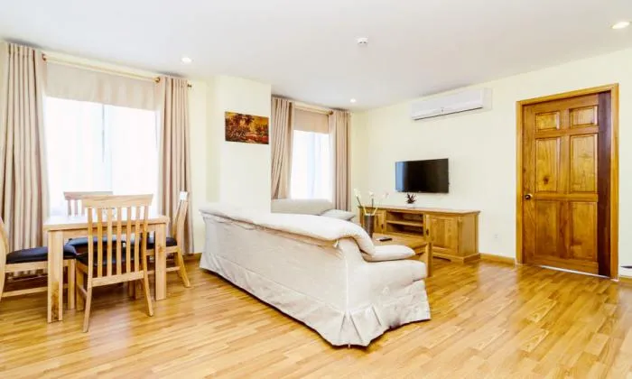 Two Bedroom Serviced Apartment in Tran Hung Dao District 5 HCM City 83sqm 700 USD/month