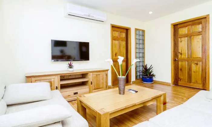 Two Bedroom Serviced Apartment in Tran Hung Dao District 5 HCM City 83sqm 700 USD/month