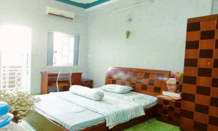 Newly A Room For Rent in District 5 Ho Chi Minh City 30sqm 300 USD/month